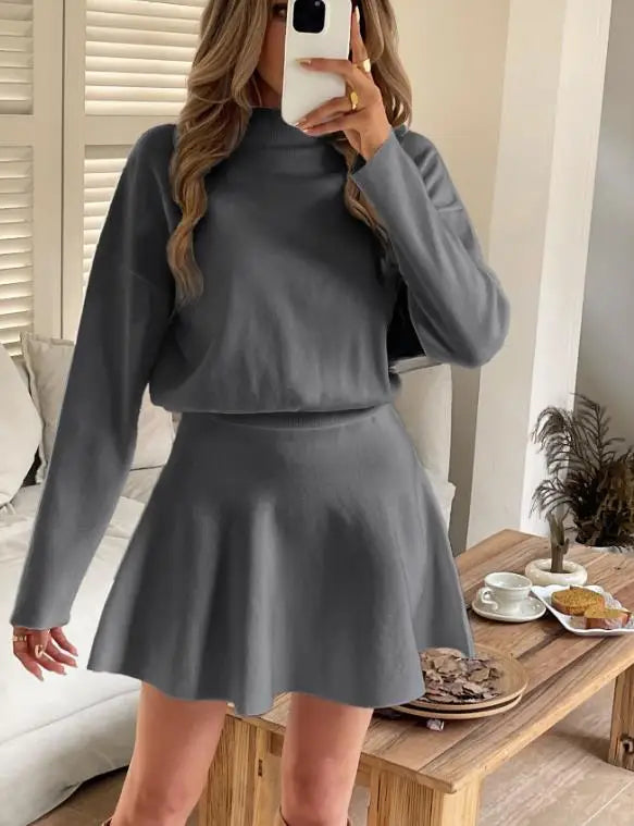 Vestito a Collo Alto