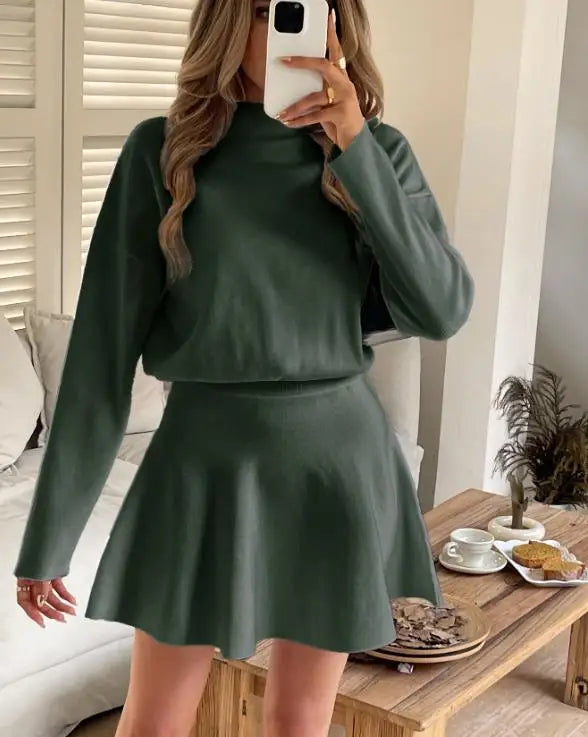 Vestito a Collo Alto